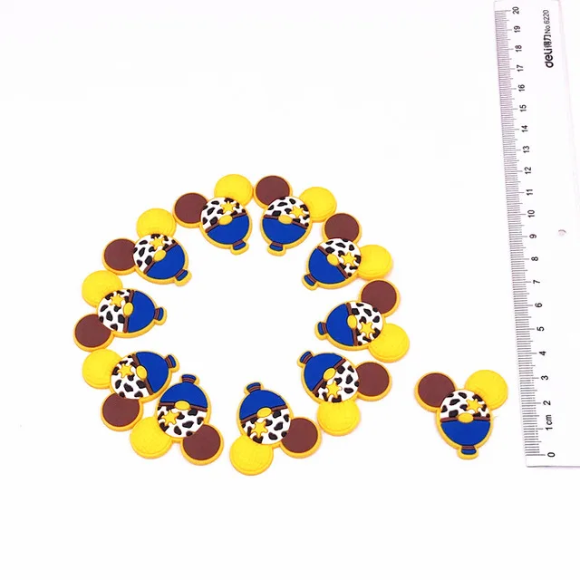 Hot-Sale-10PCS-Colourful-Minnie-Mickey-Head-PVC-Flatback-DIY-PVC-Shoe-Charms-Phone-Shell-Decoration.jpg_640x640 (5)