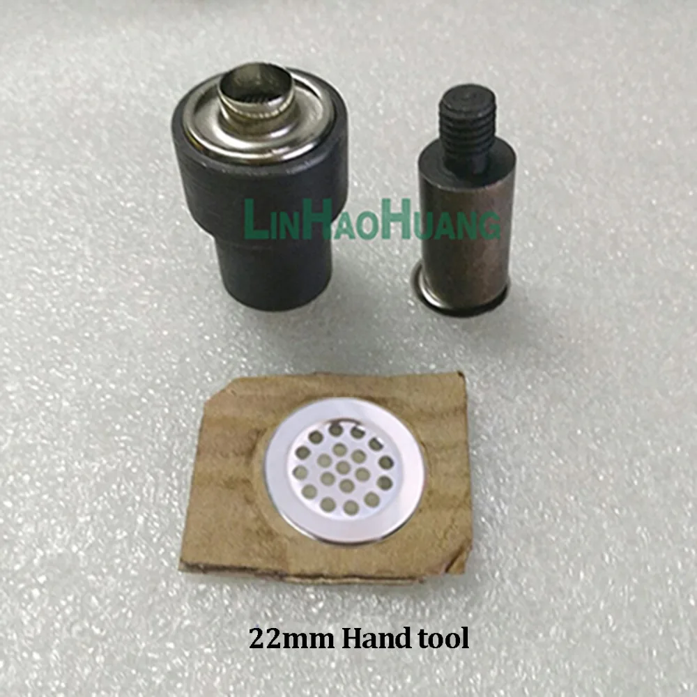 22mm010