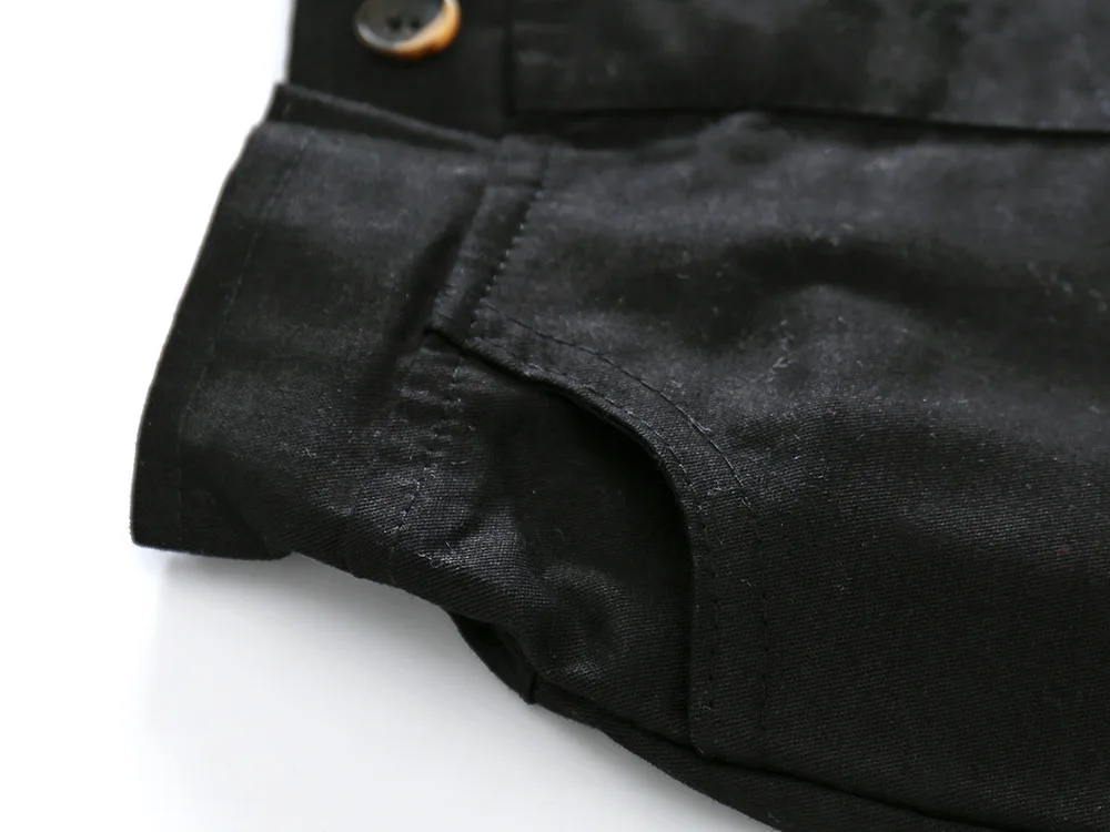 4586555405_2068599042