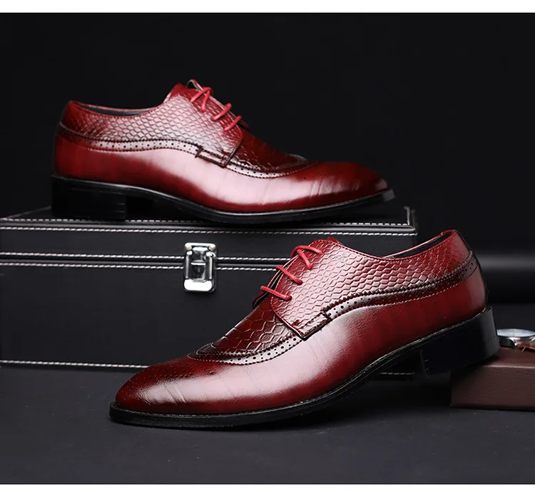 Мужские модельные туфли; Модные Кожаные полуботинки из искусственной кожи с острым носком для мужчин; дизайнерская роскошная мужская обувь на шнуровке