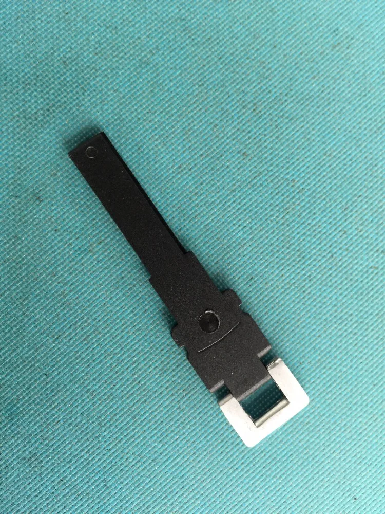 

ZABEUDEIR For VW Passat B6 CC Chrome Plastic Valet Emergency Key Blank Blade Uncut