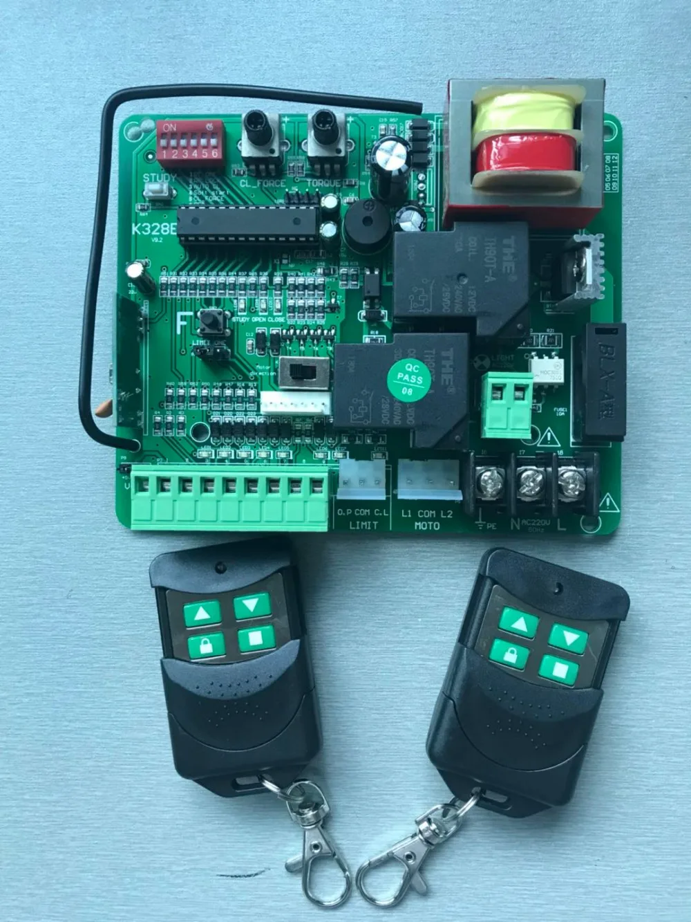 

Economic AC sliding gate opener control board with 2pcs remote control,learning code gate system accessory soft start soft stop