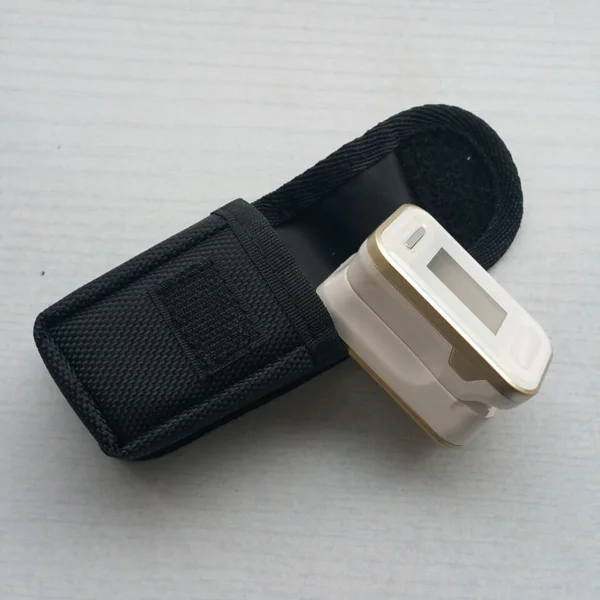 Черная сумка/резиновый чехол для домашнего здоровья OLED дисплей с кончиком пальца Пульсоксиметр кислорода в крови кислородный монитор SpO2 - Цвет: golden with bag