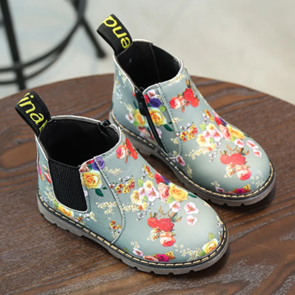 Детская обувь для маленьких девочек; модная кожаная детская обувь с цветочным рисунком; Ботинки martin; повседневные детские пинетки; нескользящие ботинки; BFOF