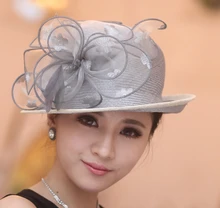 2017 Mujeres de La Vendimia de Paja Derby Iglesia Boda del Cóctel Del Partido playa Sombrero Fedora Boinas Gorra de Ala Ancha Flower Sun Dress Top