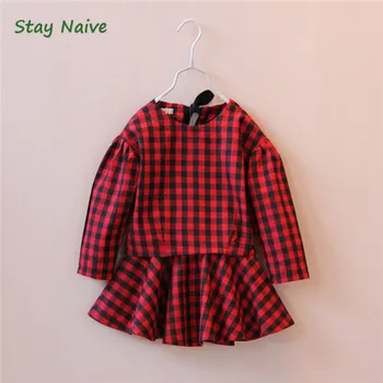 

In 2016, the spring and autumn period and the type of girls English suit grid shirt + short baby clothes