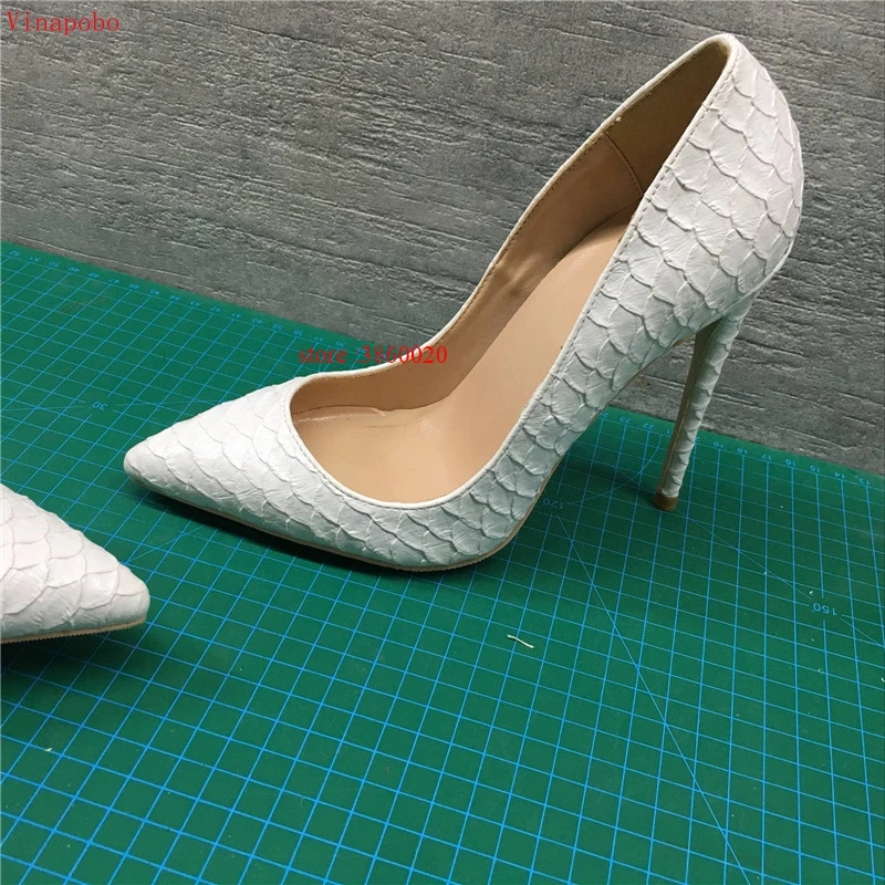Keshangjia-brand-fashion-new-pointed-white-high-heeled-exquisite-snake-pattern-shoes-12cm-high-heel-ladies (3)