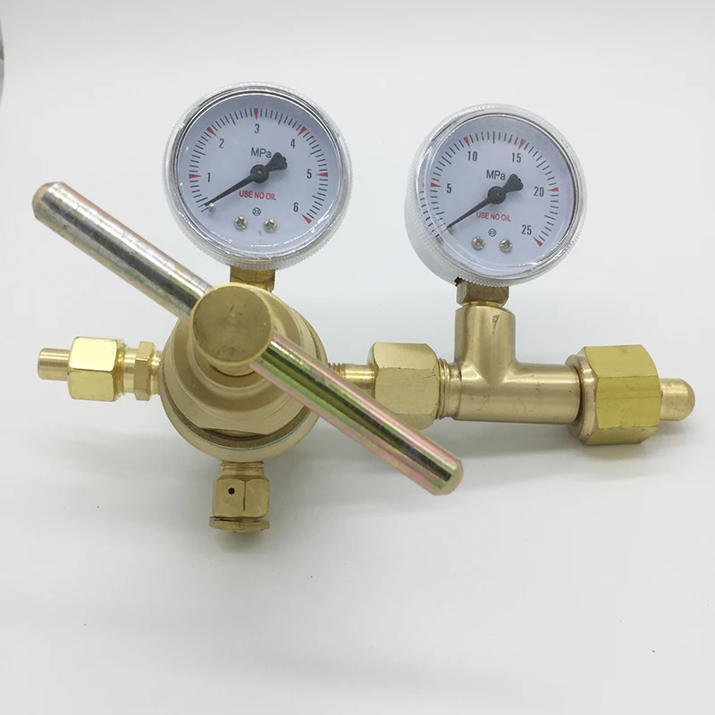 Манометр для кислородного редуктора на 2. Манометр показывающий тм тв тмв тмтб. Давление 25 мпа. 5 мпа. Регулятор азотный ду 25.