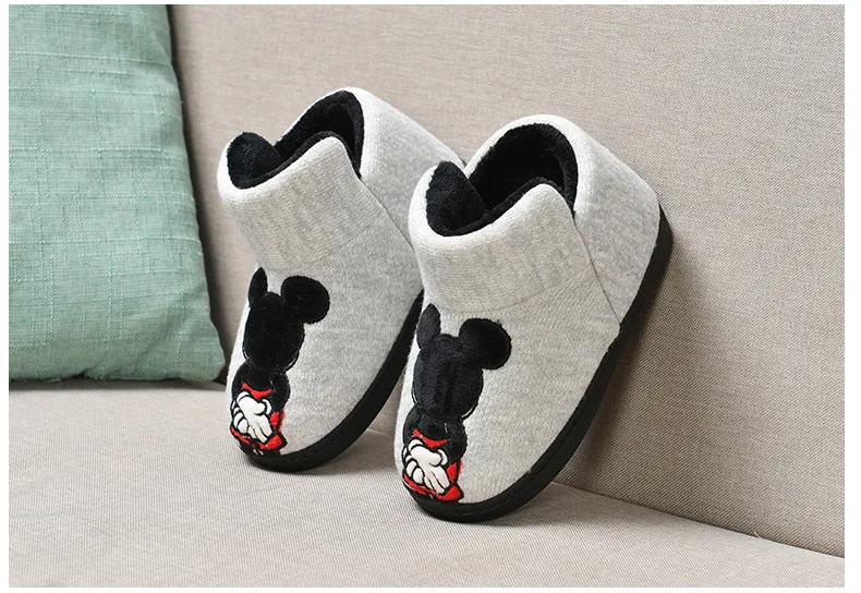 Sapatos de Bebê Disney Mickey Minnie Inverno Crianças Algodão Chinelo Sapatos Meninos - Meninas Indoor Aquecimento Casa Criança 2020 Mod. 312221 20 Toys & Sports
