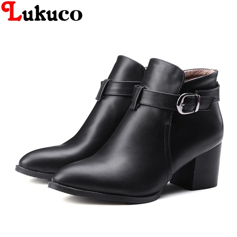 

2018 MATURE style lady ankle boots super big size 39 40 41 42 43 44 45 46 47 48 women buckle shoes retro design free shipping