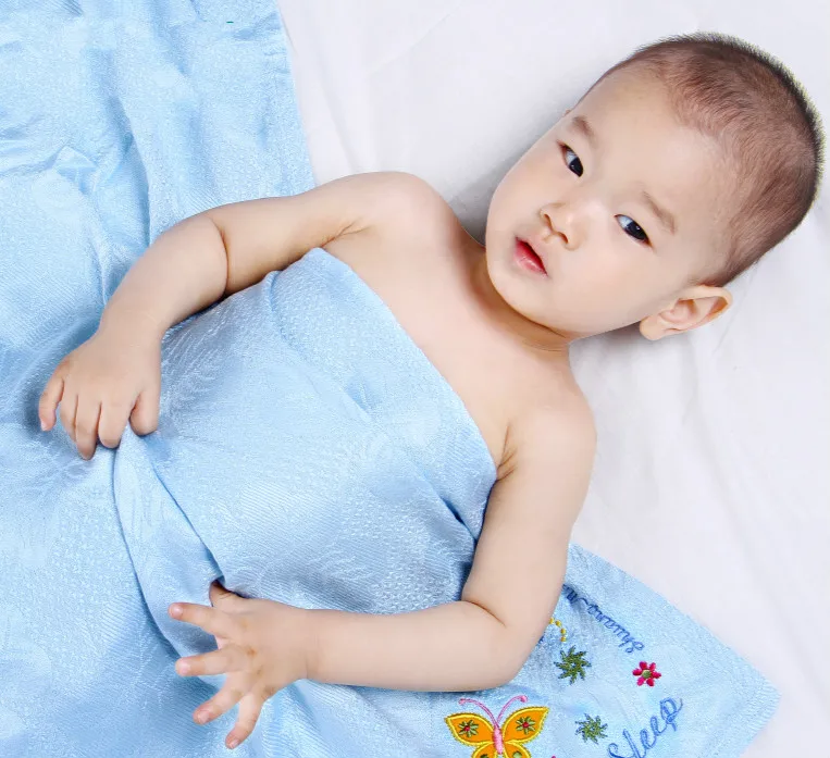 

Free Shipping Bamboo Fiber Breathable Multifuction Baby Blanket Child Napping Blanket Baby Bath Towel T01