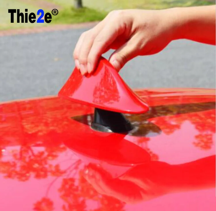 

Car shark fin antenna FM Radio Signal Plus for Hyundai Solaris i20 ix25 i30 ix35 i40 SantaFe HB20 HB20S Tucson Sonata Elantra