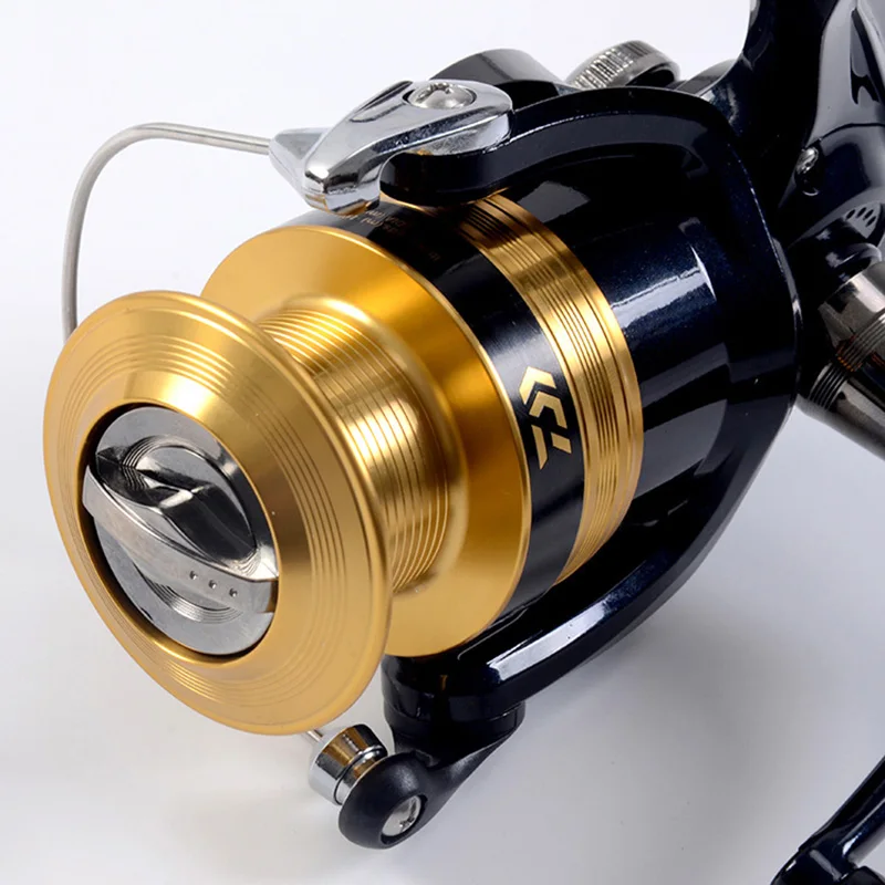 DAIWA SWEEPFIRE 1500 4000 спиннинговые Рыболовные катушки 2BB 5 3: 1 Макс Drag 2 кг 6 морской свет но