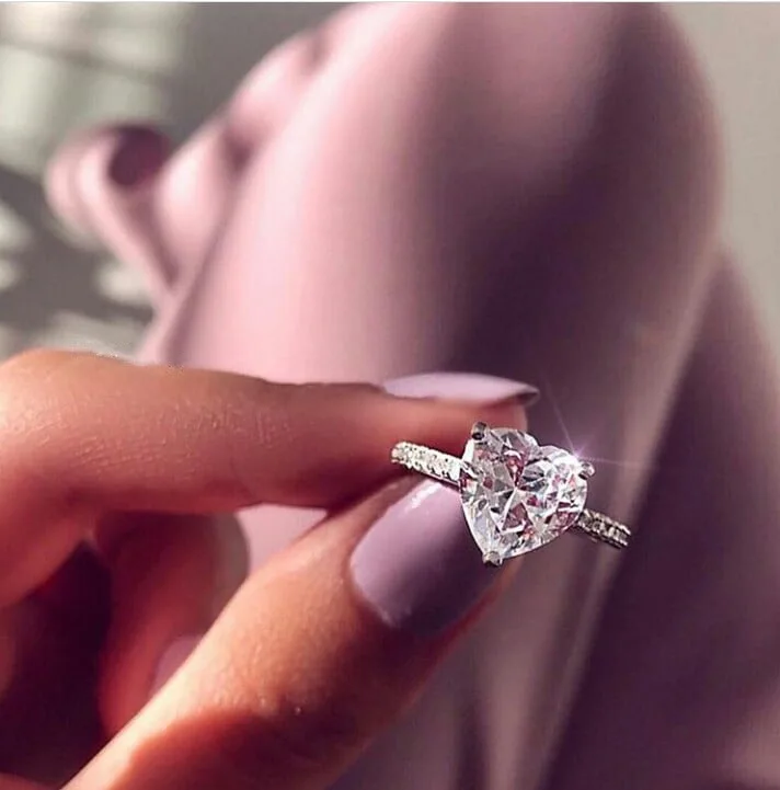 

Romantic Wedding Band Rings Dainty Exquisite 925 Sterling Silver Big Zircon Stone Heart Rings for Women Promise Engagement Ring