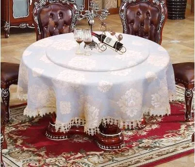 كبيرة جولة الجدول ، القماش ، ، التعميم ، القطن ، القنب و الأوروبية نمط الراقية فندق. كبيرة جولة الجدول ، القماش ، ، التعميم ، القطن ، القنب و الأوروبية نمط الراقية فندق.