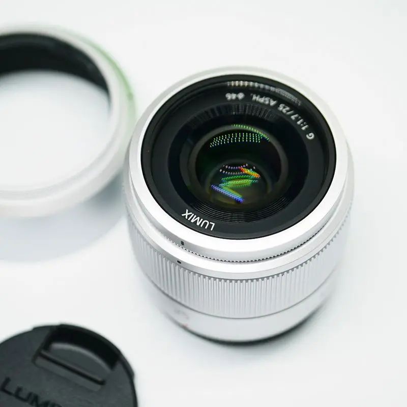 Для объектива Panasonic LUMIX G 25 мм f1.7