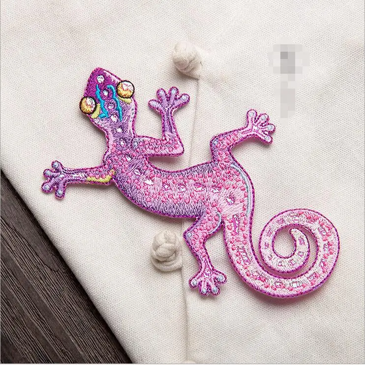 

1Pcs Embroidered Gekko Lizard Patch for Clothing Iron Sewing Applique Clothes Stickers Shoes Bags Decoration Badge DIY Patches