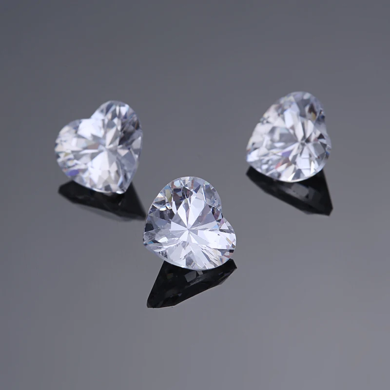 Высокое качество в форме сердца 3x3 10x10mm 50 шт Чистый прозрачный цвет кубического