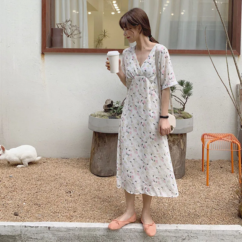 

Korean Women Summer Long Floral Chiffon Dress Sexy V-neck A-line Vestidos Plus Size Casual Robe Femme Sukienki Kleider Damen