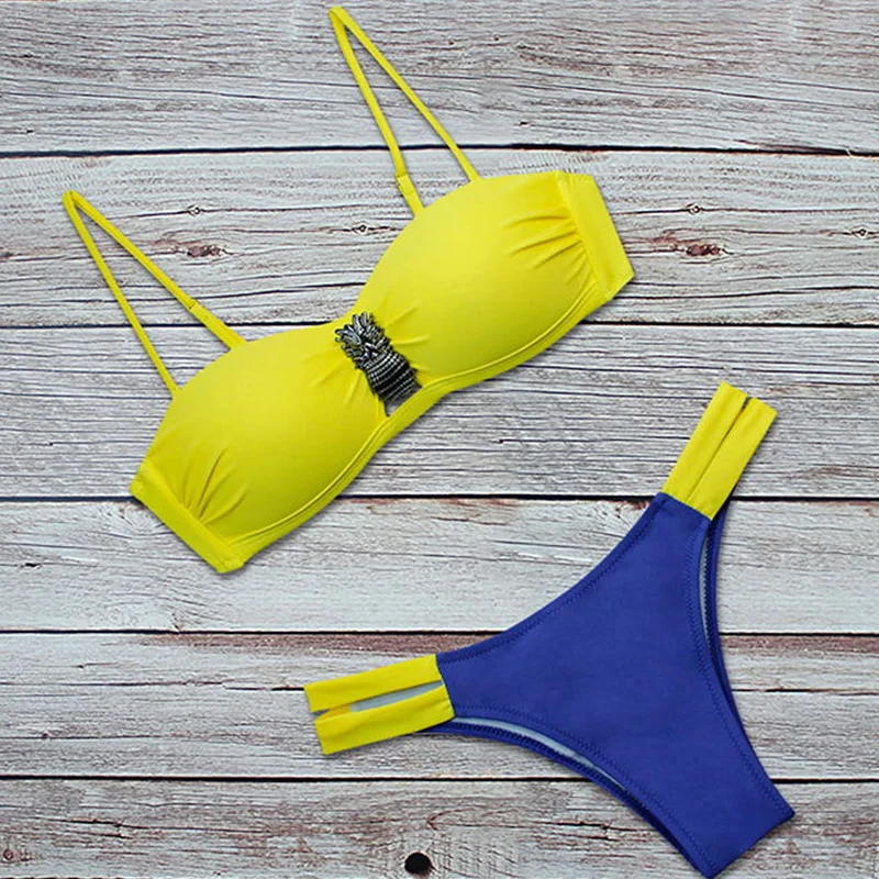 10916357212_811830488