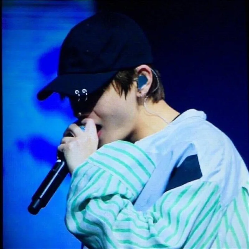 

Kpop juvenile group V with the same personality double ring woven baseball cap visor cap men and women wild