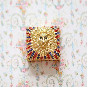 

H&D Hinged Trinket Box For Gifts Egyptian Style Hand-painted Lion Courage Ornamental Patterns Bejeweled Box Collectible Gift
