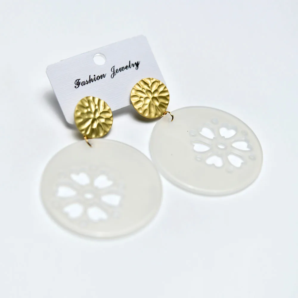 

white flower lace earrings girls beautiful cool big round stud earrings ladies high quality fashion jewelry earrings for women