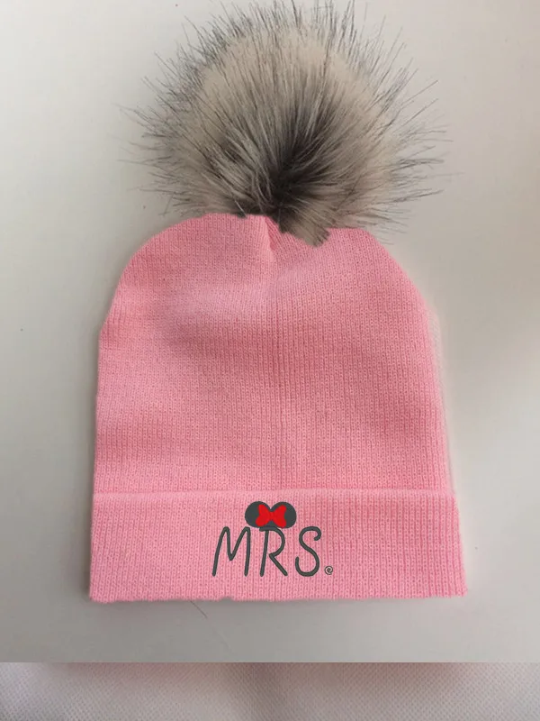Весенне-зимняя цветная шапка с помпонами из искусственного меха енота для маленьких детей, шапочка для девочек и мальчиков - Цвет: Розовый