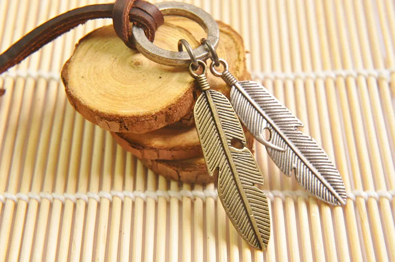 Vintage 100% Genuine Leather Necklaces Leaf Pendants Male Female Leather Necklace Jewellery (2)