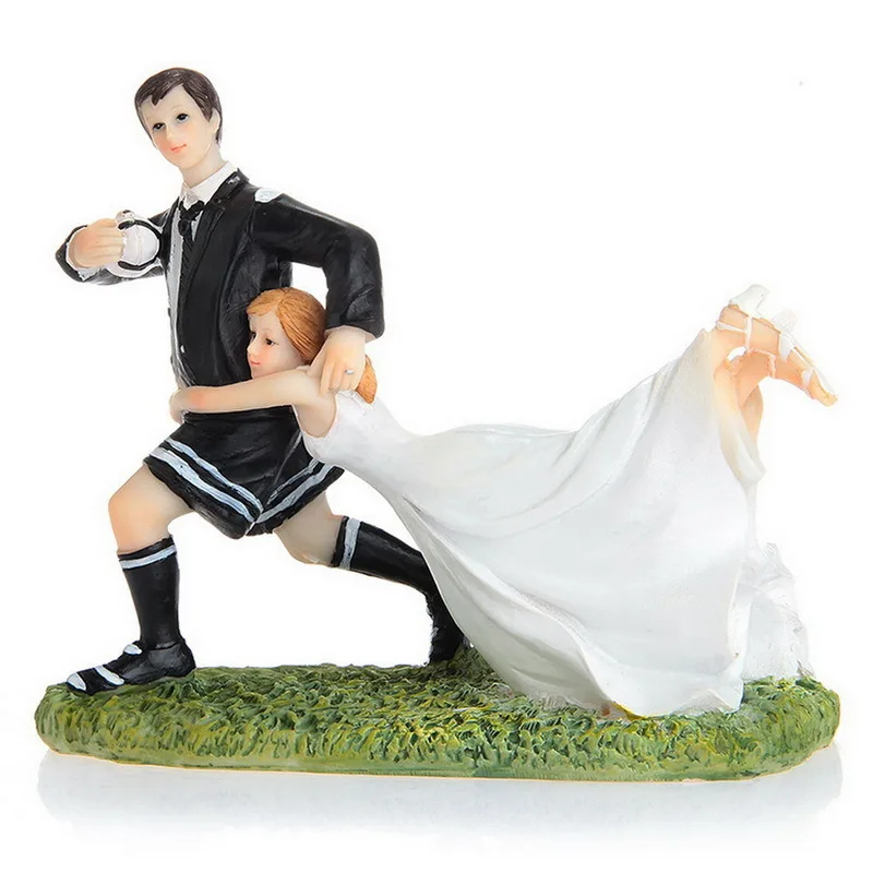 

1 pc Bride and Groom American Football sport Funny Figurine Wedding Cake Topper Personalised Event Party Supplies Marriage