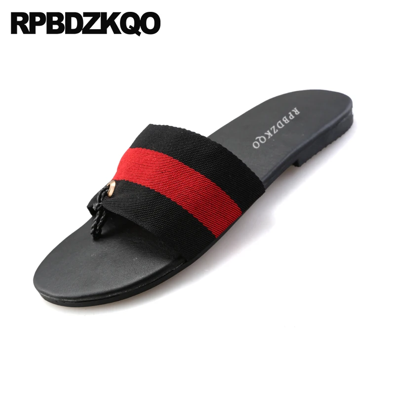 

Slip On Designer Beach Men Flat Runway Shoes Soft Slides Slippers Striped Mens Sandals 2018 Summer Outdoor Toe Loop Casual