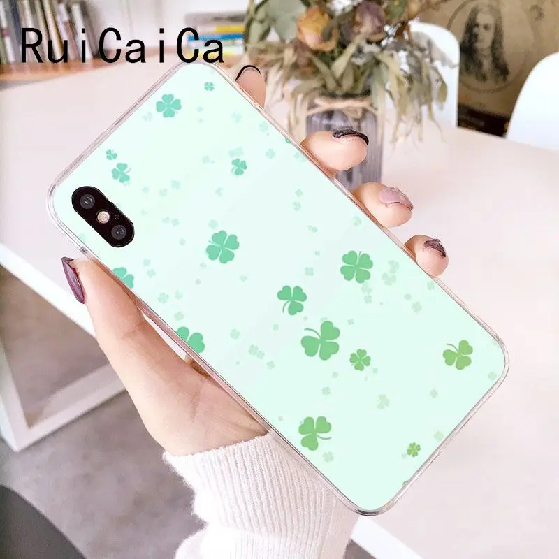Fresh green small floral