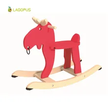 Дети качалка собака окружающей среды Нетоксичная безопасность все твердые деревянные детские развивающие игрушки Рождественский олень качающаяся лошадь