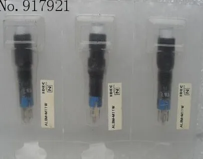 

[ZOB] Momentary push button reset switch AL8M-M11R red AL8M-A11G self-locking switch Japan and the spring idec --5PCS/LOT