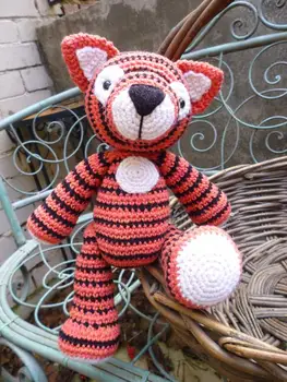 

crochet toys tiger model number b05116