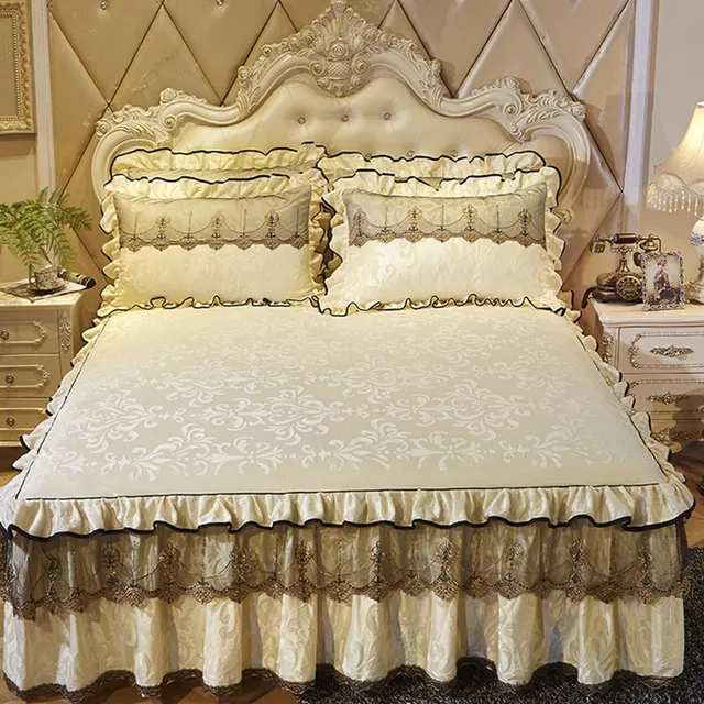 Luxury Lace Bedding Bed Skirt set 1/3pcs Velvet Thick Bedspread Bed Linen Pillowcase Princess