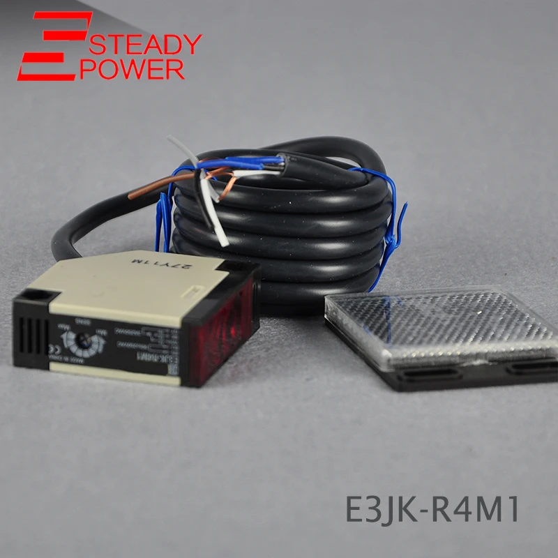 

E3JK-R4M1 Square Reflex Light Barrier Sensor DC12-24V / AC90-240V Retroreflective photoelectric sensor switch