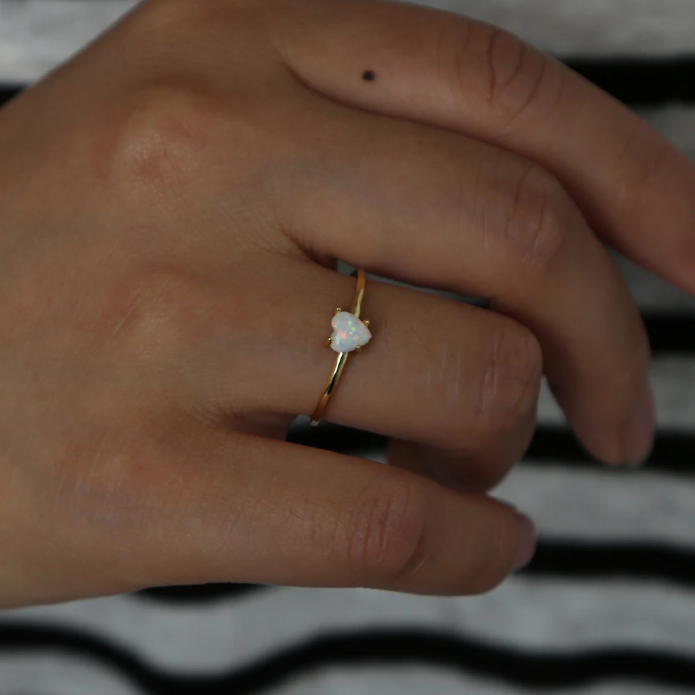 Простое кольцо с одним камнем камень в форме сердца золотого цвета для женщин подарок на День святого Валентина для влюбленных минималистичные кольца в форме сердца для женщин
