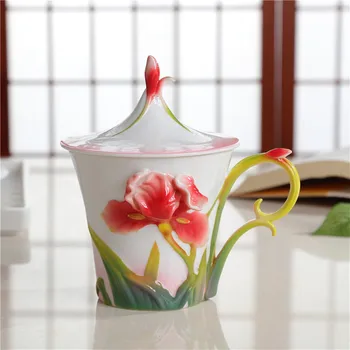 

New Chinese Tea Cup With Lid Ceramic Colored Enamel Porcelain Copo Creative Modern Couple Canecas Criativa De Porcelana