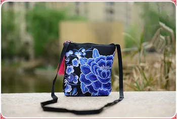 

Promotional Colorful Multi Small Handbags!Hot Nice Embroidered bags embroidered small one-shoulder bag bags day clutch holder