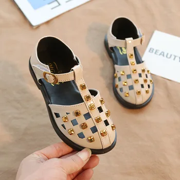 

2020 girls sandals fashion casual girls leather shoes baby princess shoes dancing flats infant fashion flats girls rivets shoes