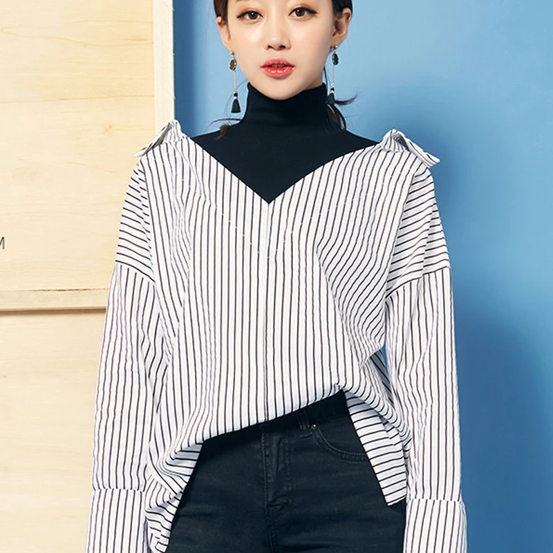 

LANMREM 2019 Spring New Fashion Casual Women Loose Plus Striped Fake Two-piece V-neck Long-sleeved Blouse TC152