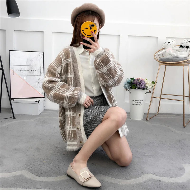 New Autumn Winter Women Sweater Casual Loose Knitted Outerwear Long sleeves Plaid Cardigan For Lady Office Casual V Neck