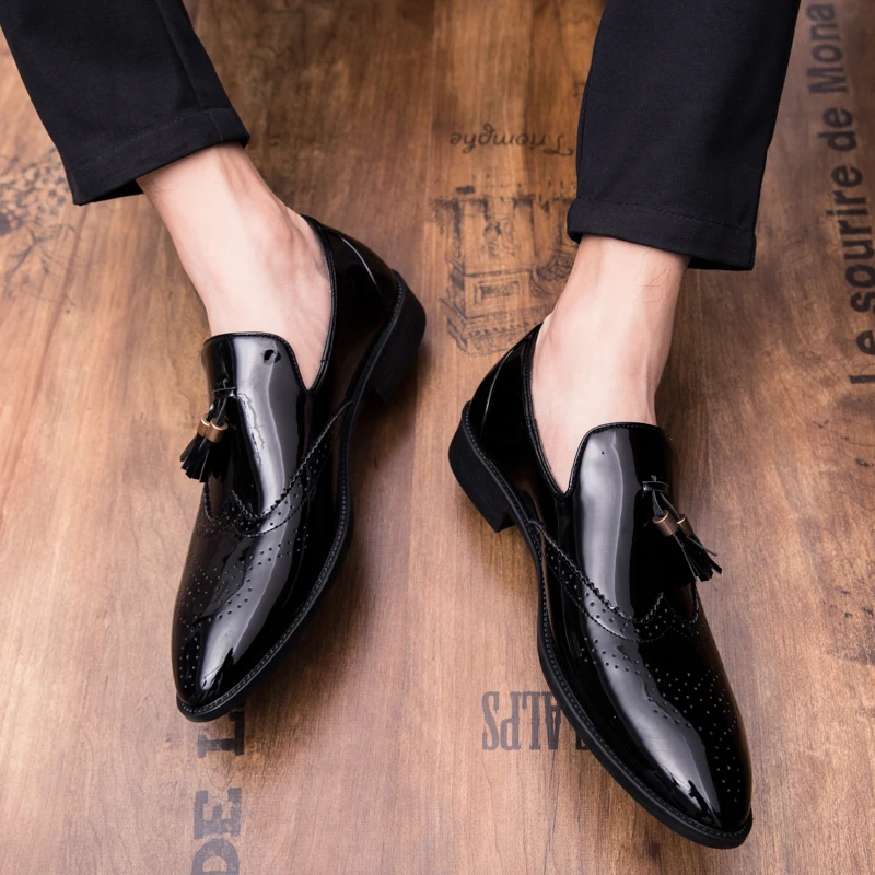 

2019 New oxford shoes italian business Wedding men leather formal dress flats designer Moccasins Loafers shoes