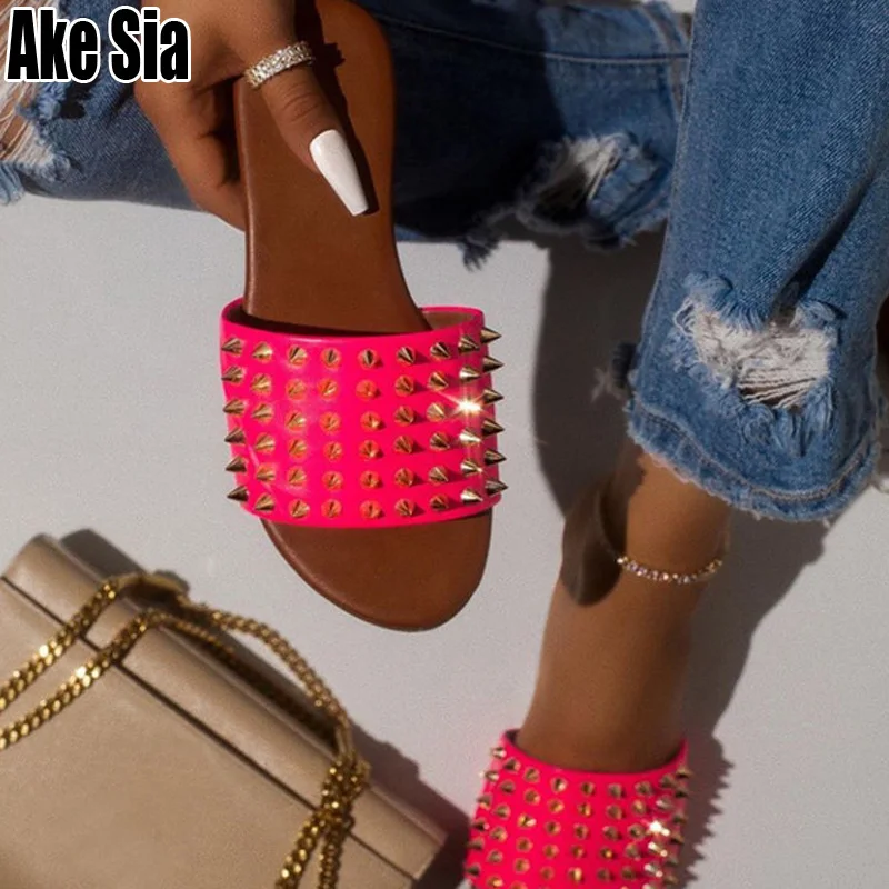 

European Summer Girl Fashion Woman Plentiful Rivets Open Toe Flat Slide Female Slip On Beach Shoes Women Slippers Lady Shoes Y30