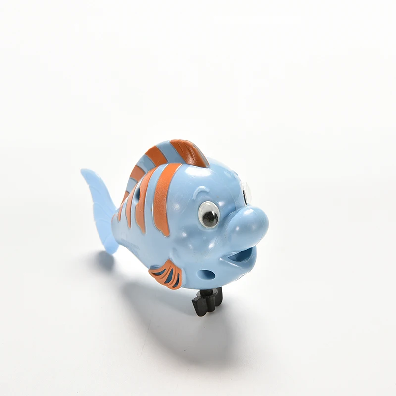 

Mini Cute Baby Kids bath toy Fish Swimming Clockwork Toys Random Color