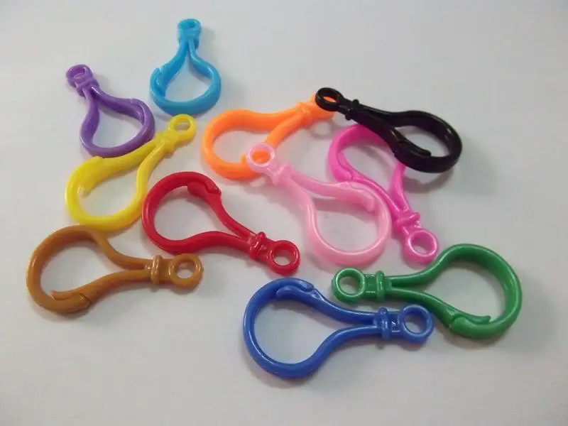 20 Pc Mix Color Hard Plastic Lobster Clasps Claw Hook Key Ring Chain