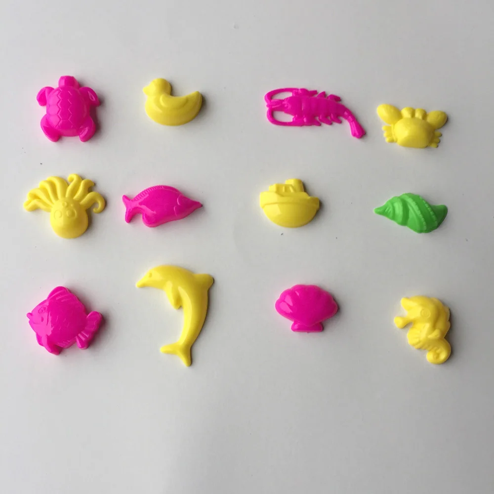 

Childrens Kids Mini Sand Mould Play Set Beach Sandpit Holiday Toy Mould Gift New