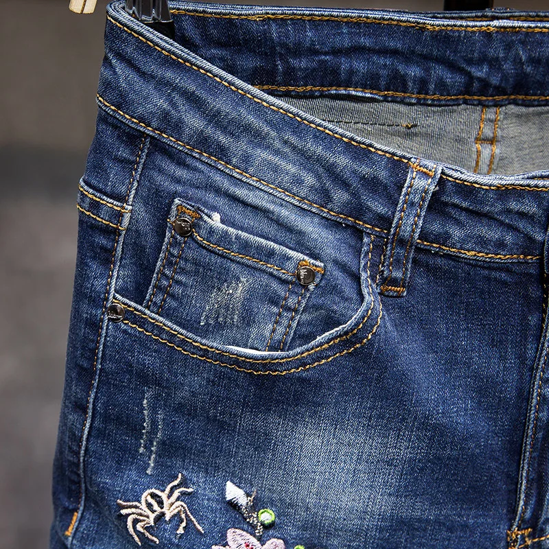 2019 Летние Новые мужские джинсы Европа и США вышивка отверстие тонкий стрейч маленькие прямые мужские джинсы Размер 28-36 38