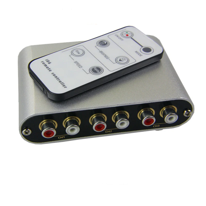 2 audio outputs to 1 input 2 audio outputs to 1 input